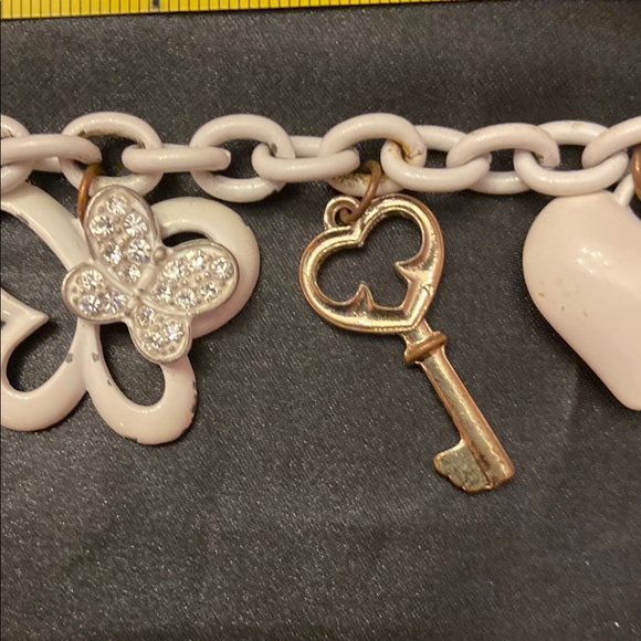 White and Silver Charm Bracelet - Picture 5 of 8